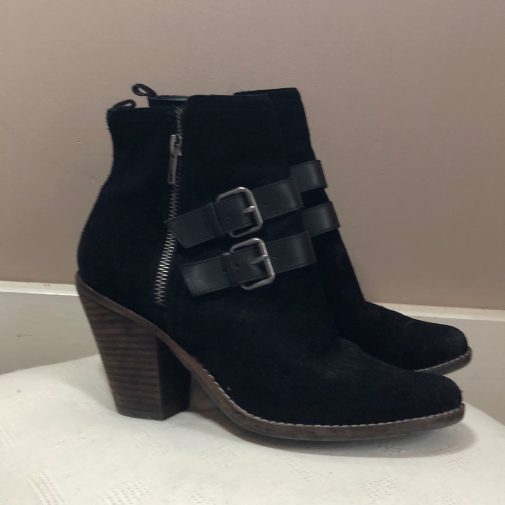 Dolce Vita ankle boots